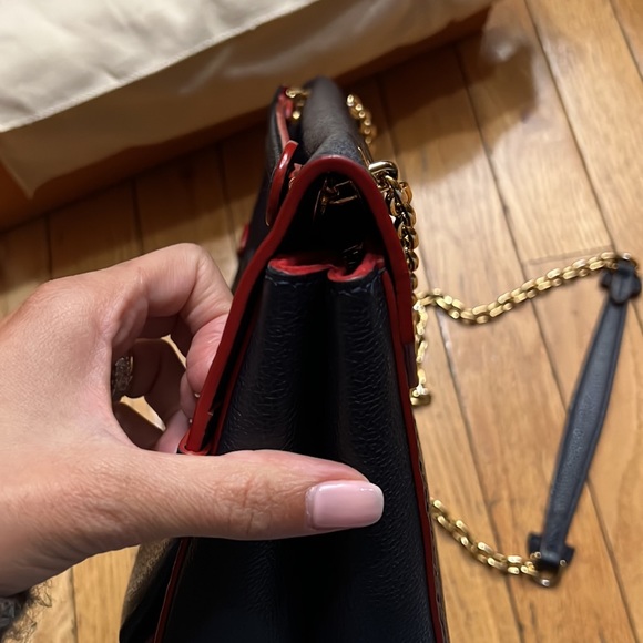 Louis Vuitton flap bag - Picture 11 of 14